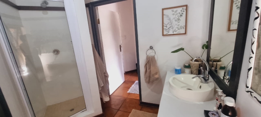 8 Bedroom Property for Sale in Kshane North West